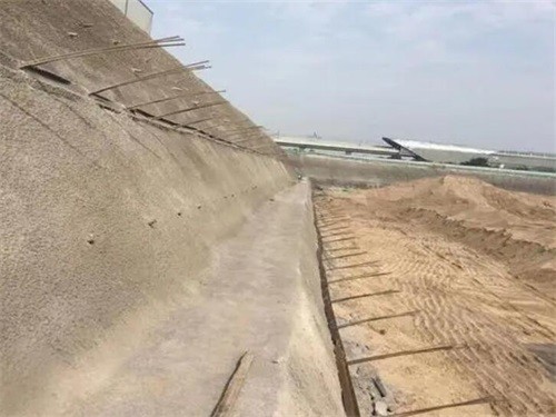 盘锦河道边坡加固